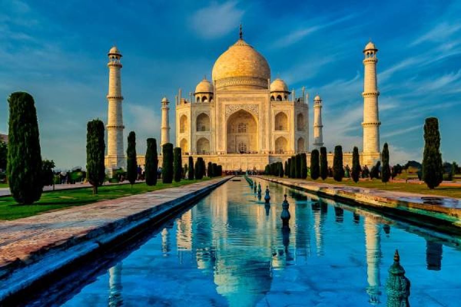 Taj Mahal Sunrise Tour